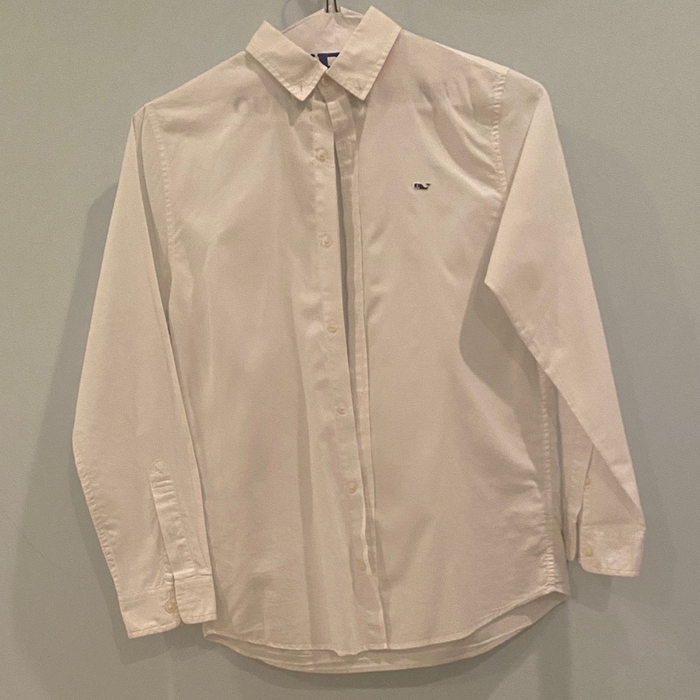 Boys Vineyard Vines white shirt. Size L. Like New